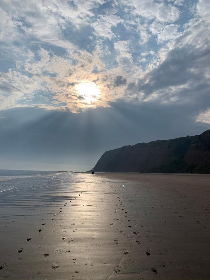Sandy Feet Retreat 埃克斯茅斯 外观 照片